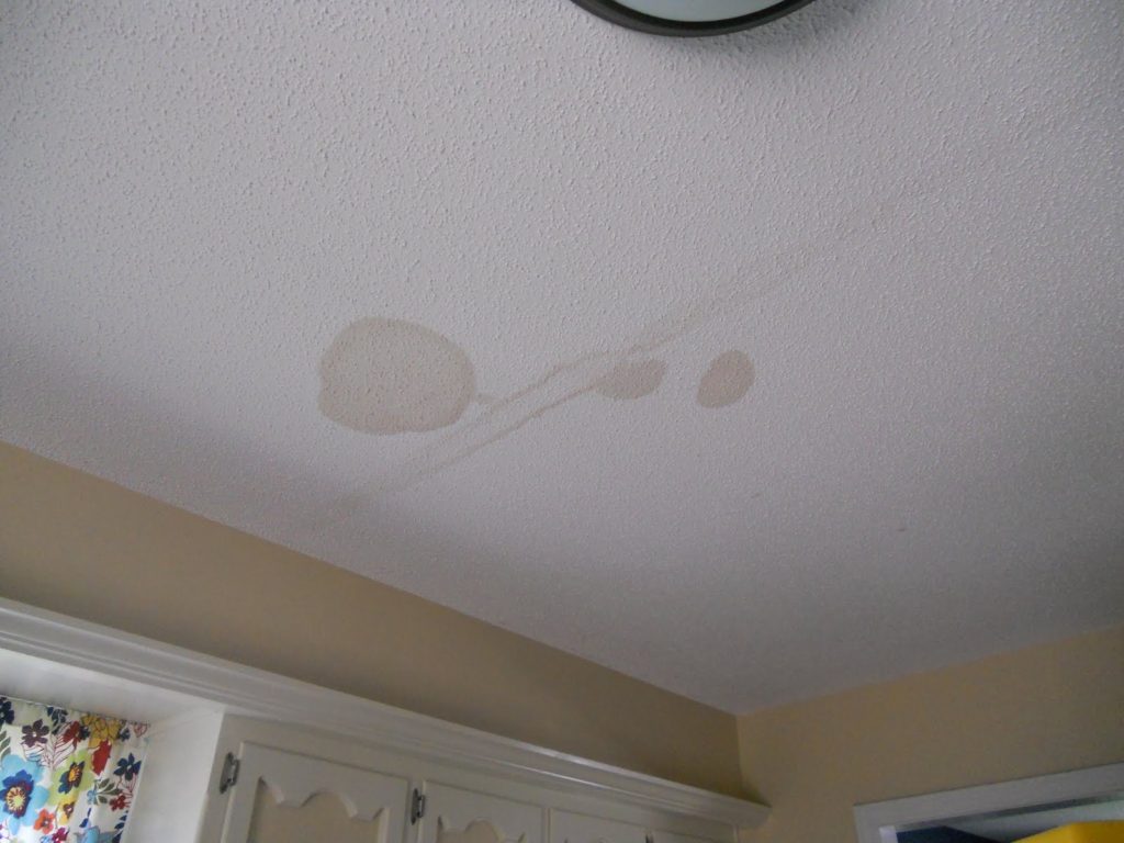 Wauconda Plumber Water Stain On The Ceiling It May Be An Emergency